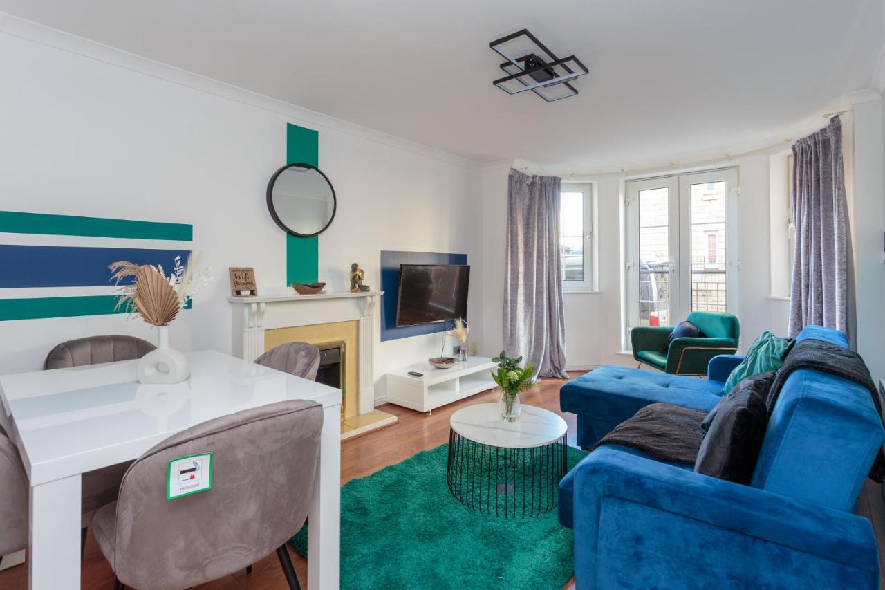 Stylish 2 Bedroom Apartment In Единбург Екстериор снимка